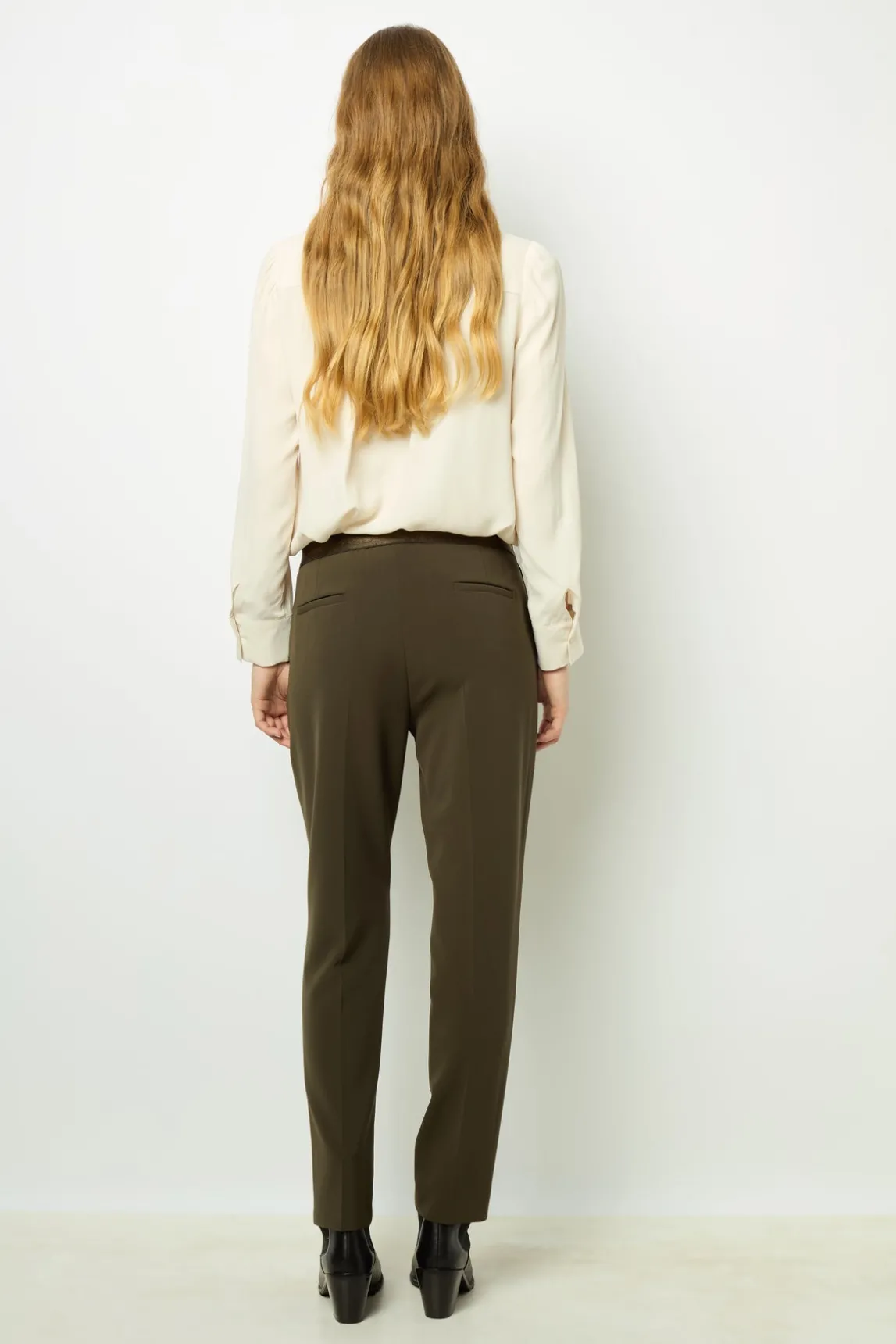 Elasticated slim pants - NEA