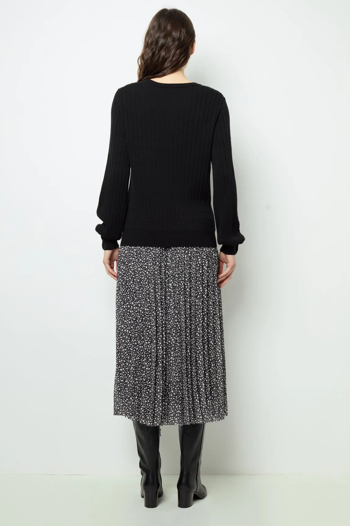 Fine-ribbed black sweater - JEANNE
