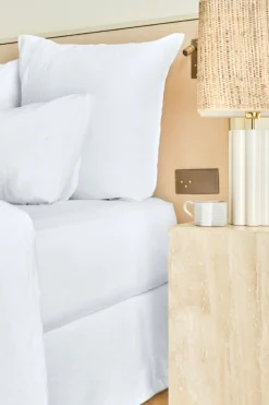Fitted washed linen sheet - white