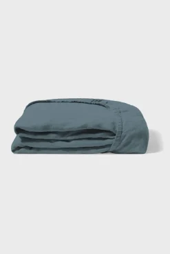 Fitted washed linen sheet - midnight blue
