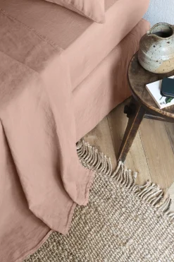 Flat washed linen sheet - antique rose