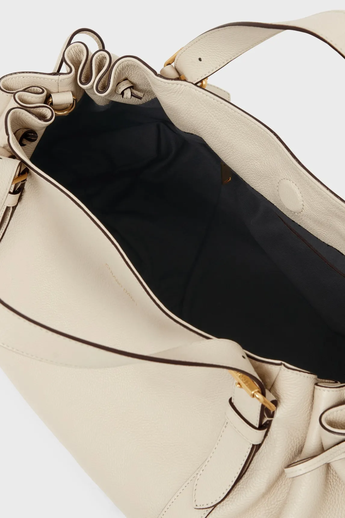 Handbag in leather - LE 24H