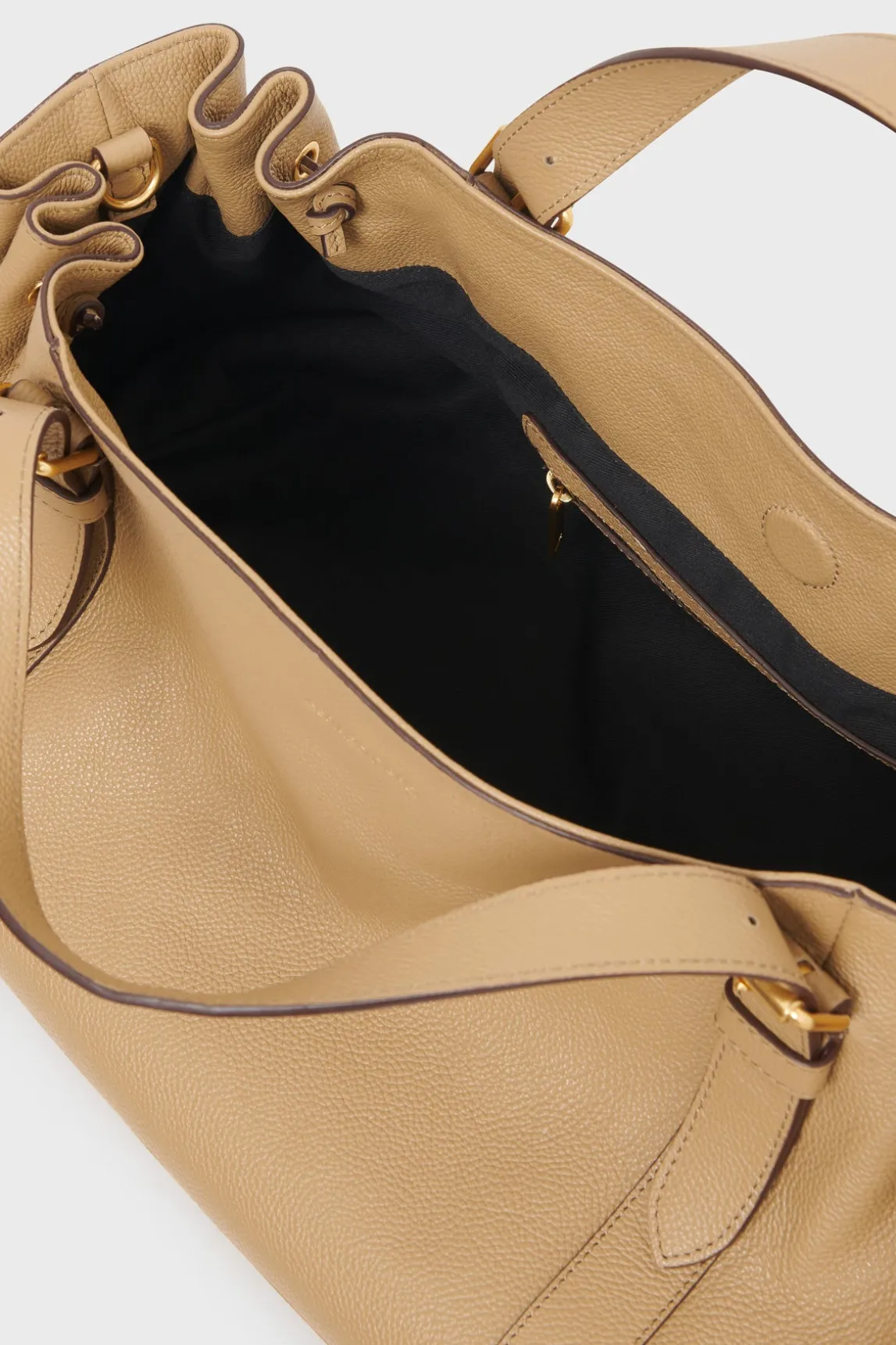 Handbag in leather - LE 24H