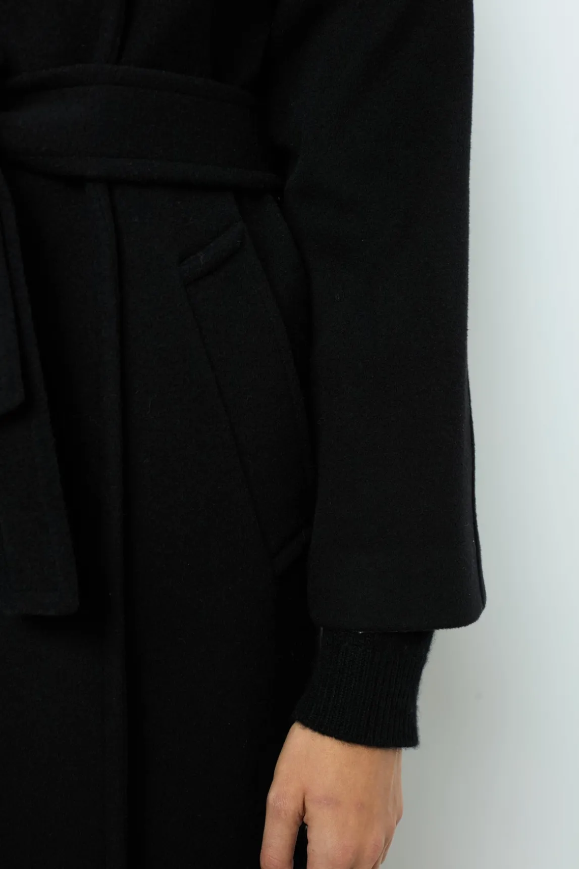 Long coat with belt and stand up collar - LOU