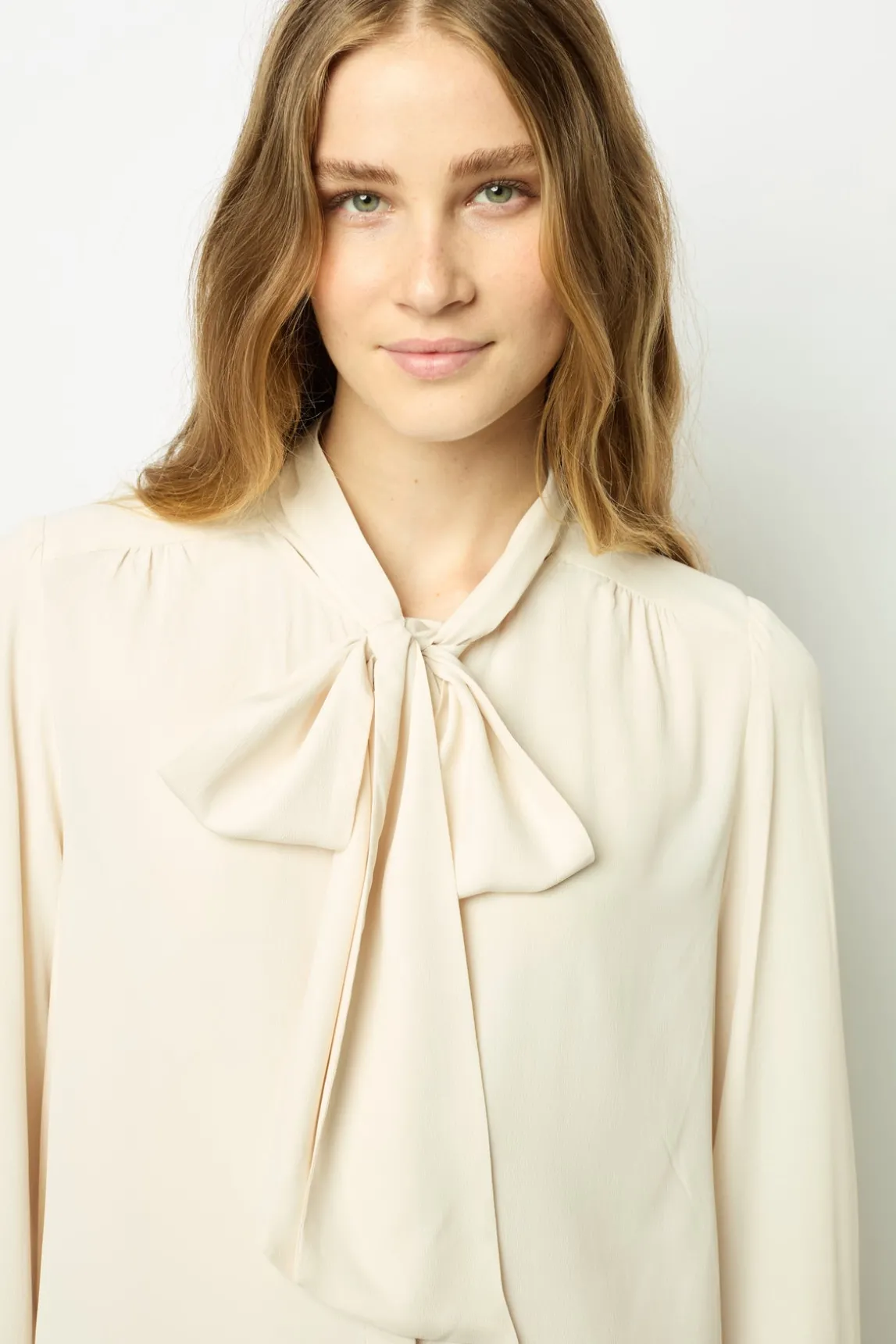 Soft shirt with lavaliere collar - BELPHINE