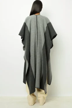 Two-tone poncho - DAMYNN