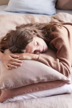 Washed linen pillowcase - light brown